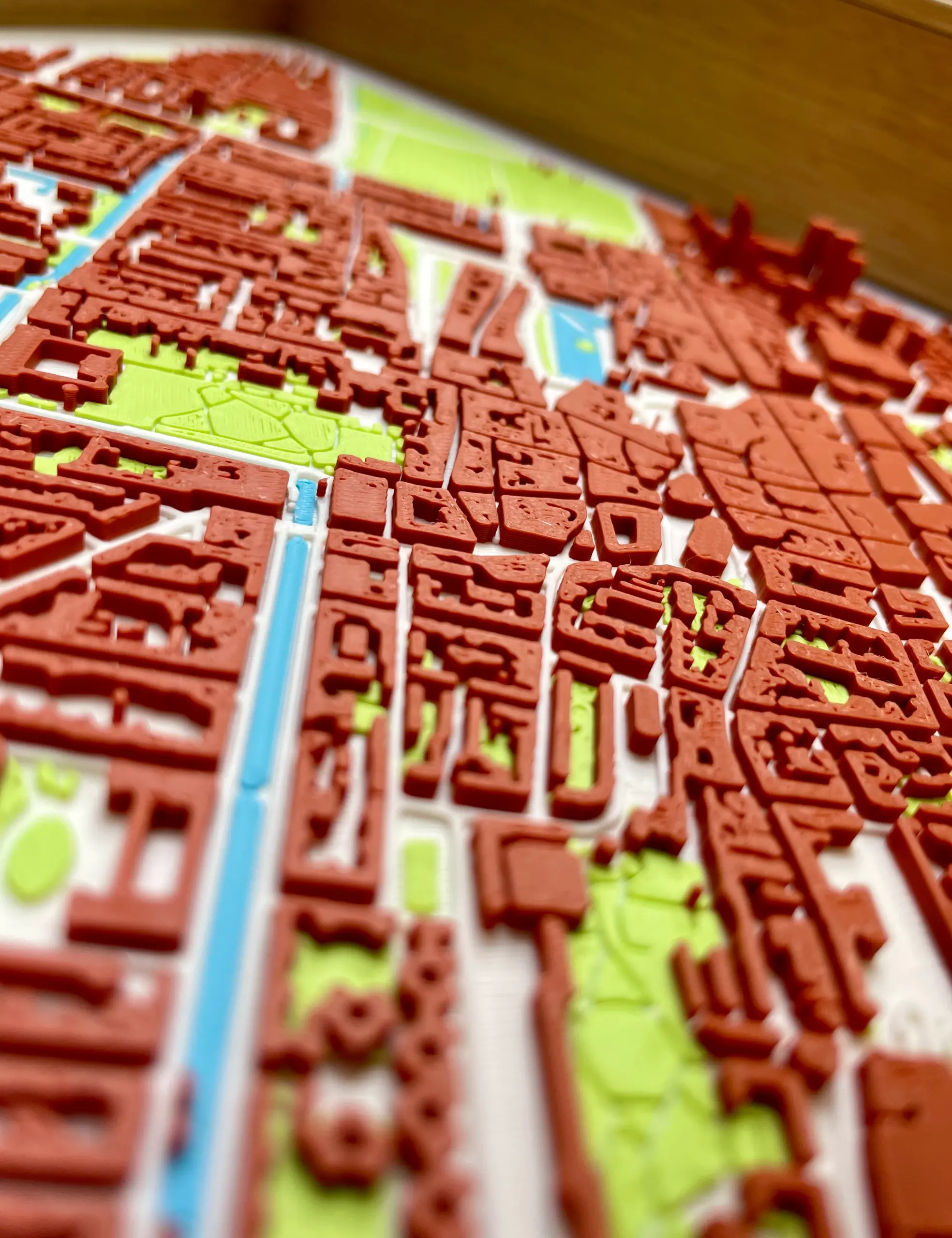 3D-Stad Den Haag: schaalmodel van de binnenstad in close-up, schuin perspectief en in detail.